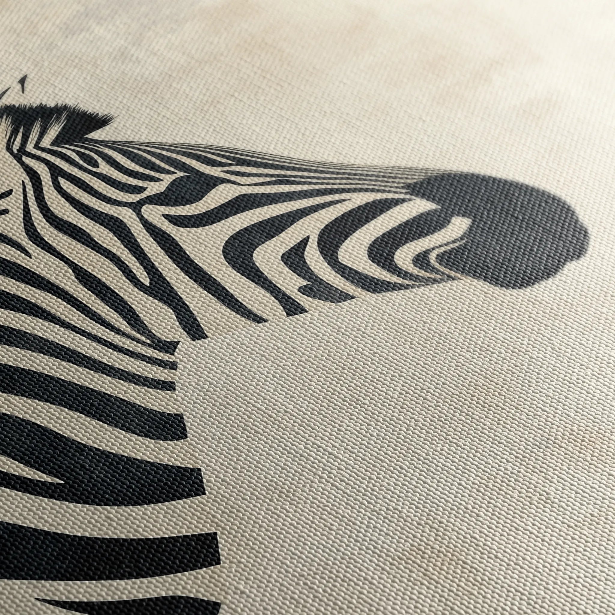 Animals 054 Canvas Art 18" x 24" / 45 x 60 cm / Black
