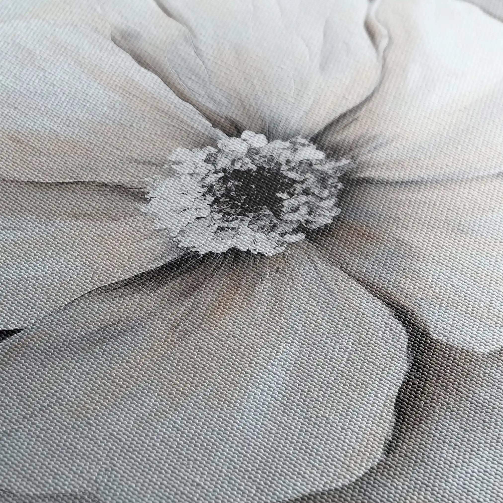 Floral 1323 Canvas Art 16" x 16" / 40 x 40 cm / Black