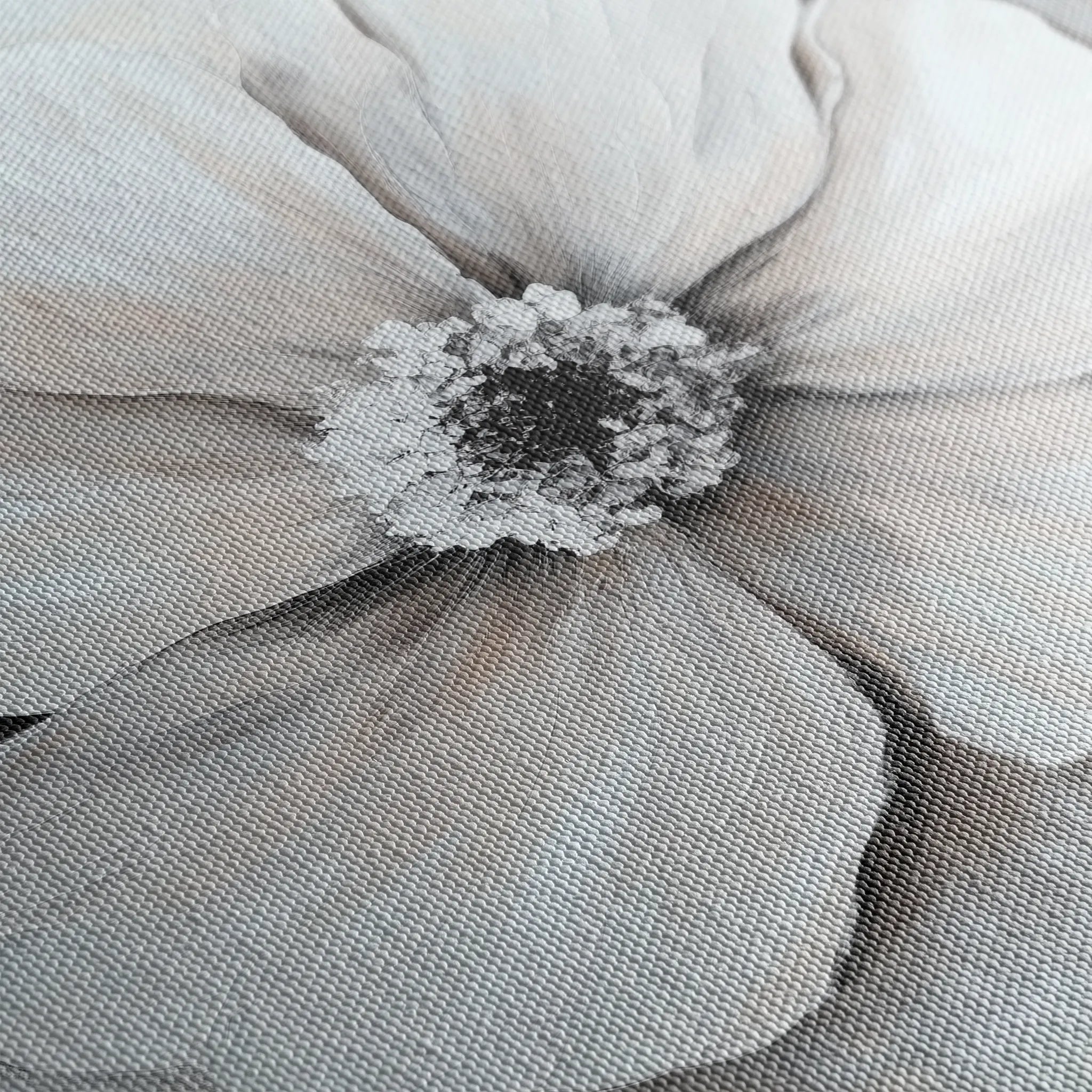 Floral 1323 Canvas Art 16" x 16" / 40 x 40 cm / Black